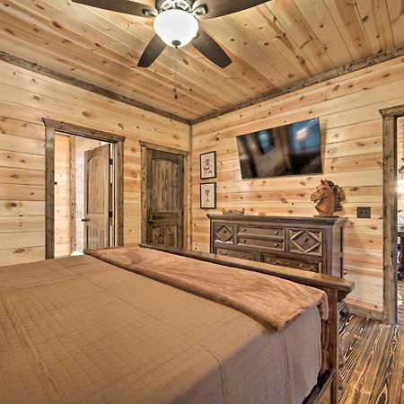 Broken Bow Cabin Deck With Hot Tub And Pool Table! Zewnętrze zdjęcie