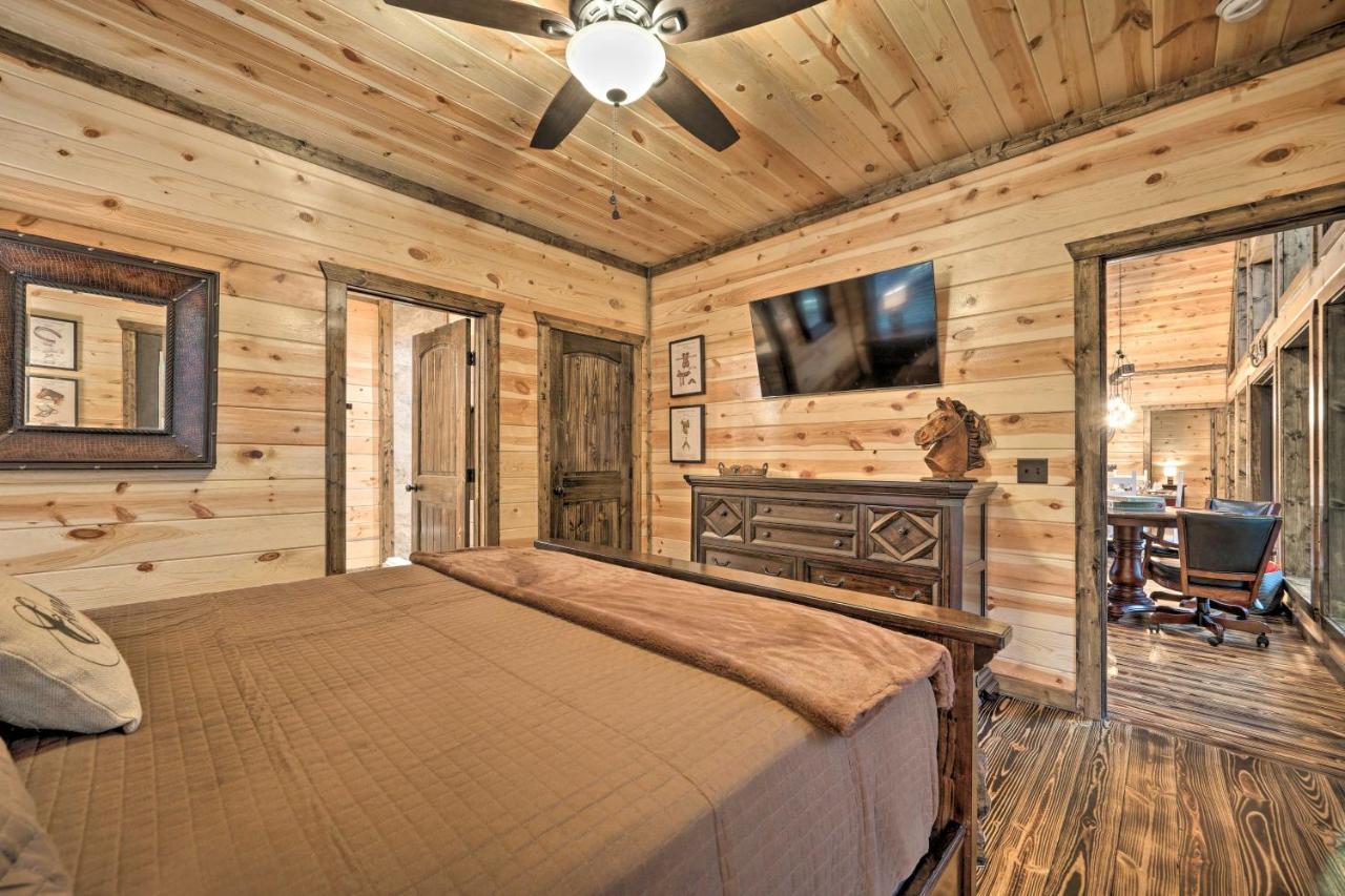 Broken Bow Cabin Deck With Hot Tub And Pool Table! Zewnętrze zdjęcie