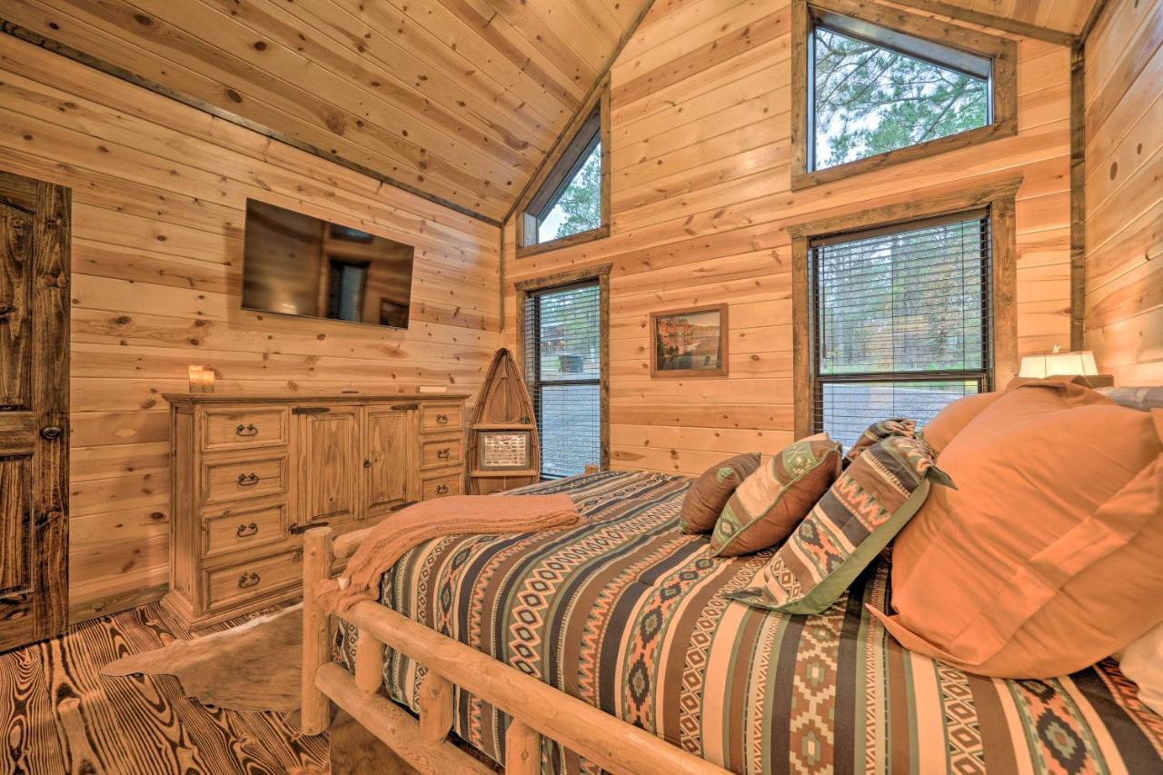 Broken Bow Cabin Deck With Hot Tub And Pool Table! Zewnętrze zdjęcie